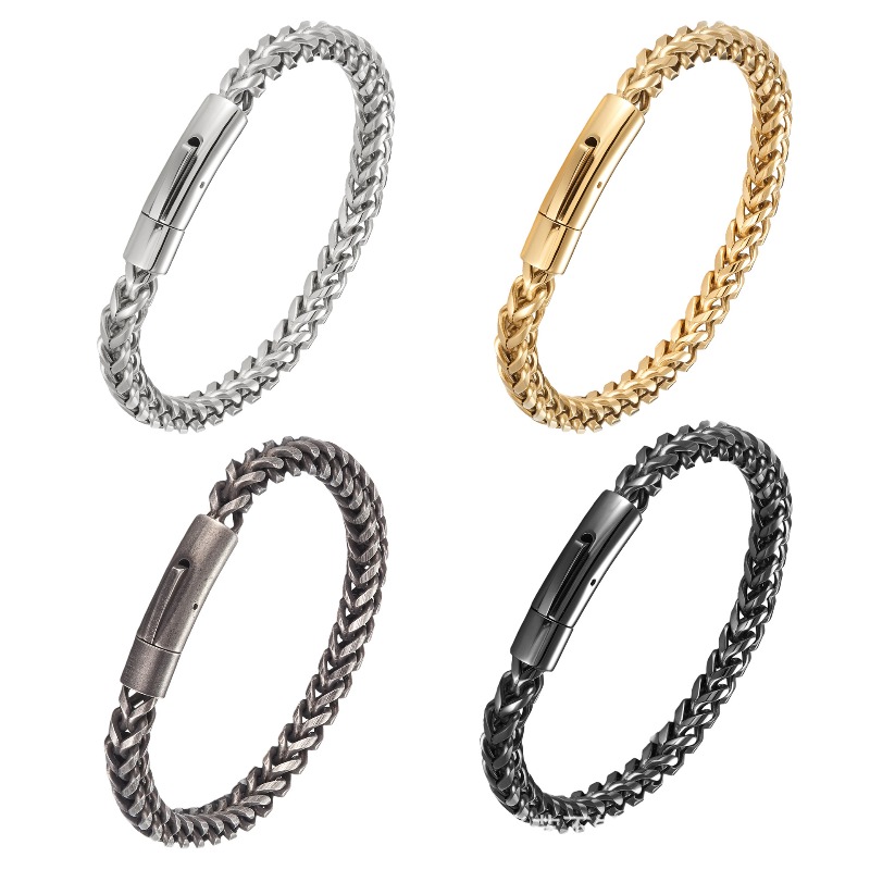 Men Accessories Ring And Bracelet - สร้อยข้อมือผู้ชายไทเทเนียมสตีล ดีไซน์หรูหรา พร้อมตัวล็อคแบบสปริง สไตล์มินิมอล เหมาะสำหรับใส่ในชีวิตประจำวัน ทำงาน